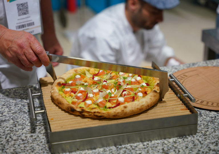 Le 18e Championnat de France de la Pizza débarque au Salon Parizza !
