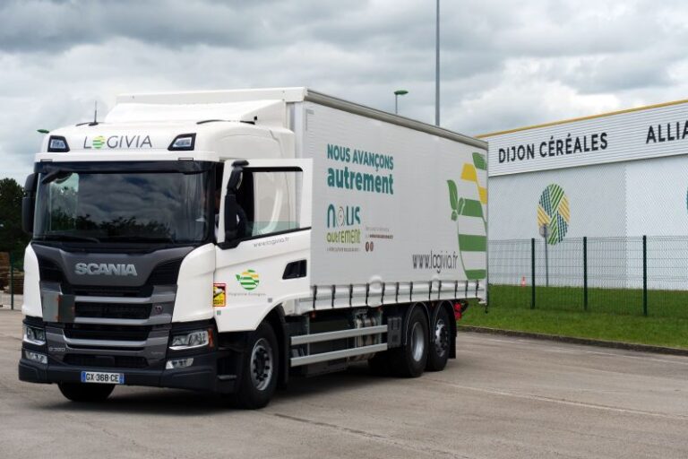 Dijon Céréales et Logivia lancent un camion qui roule aux énergies agricoles
